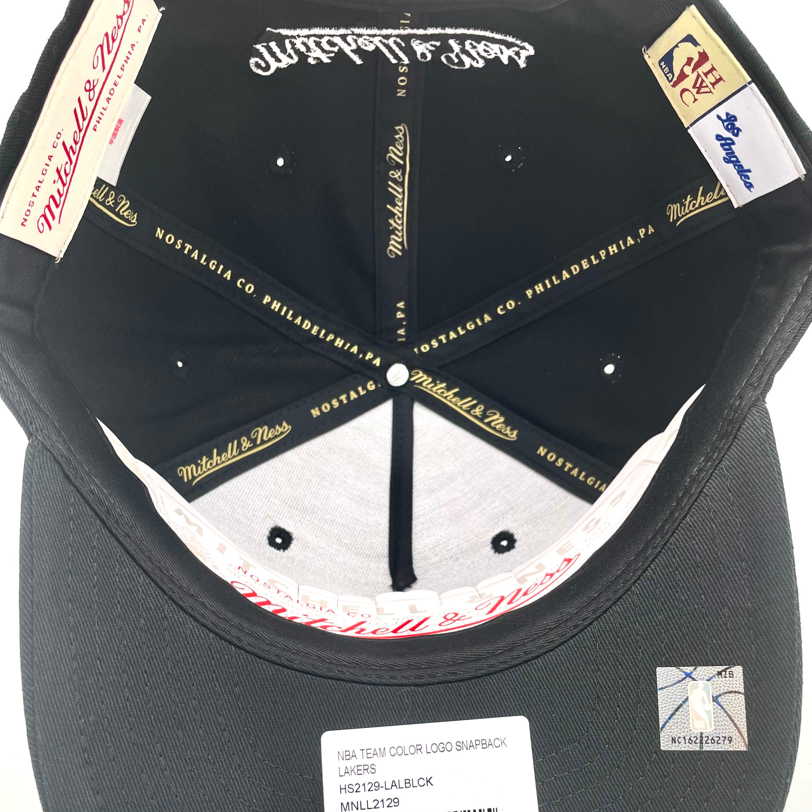 LA Lakers Hat - Black NBA Team Colour Logo Hardwood Classic Snapback Cap - Mitchell & Ness